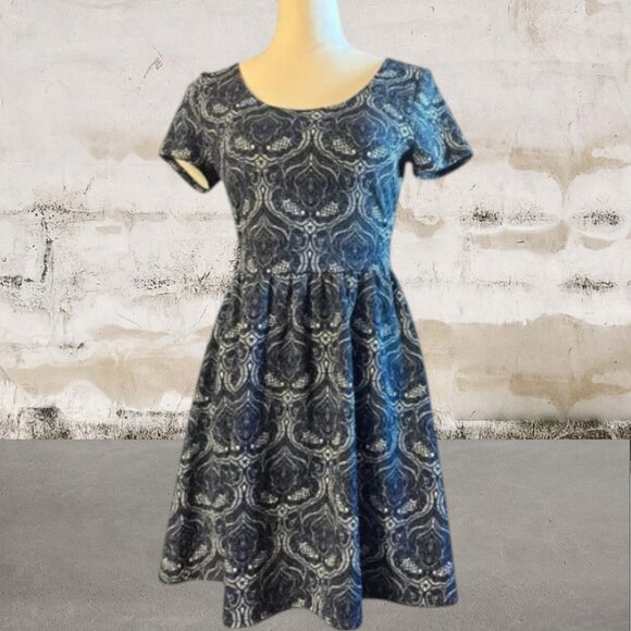 Francesca's Alya Women's Blue Pattern A-Line Scoop Neck Dress Size Small - Picture 1 of 4